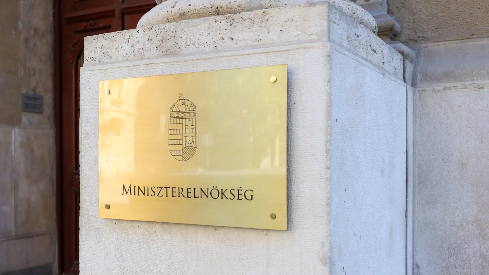 Feljelentés tett a Miniszterelnökség a Szuverenitásvédelmi Hivatal kommunikációs költései miatt