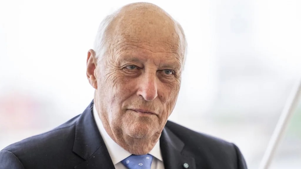Egész Norvégia Harald királyért aggódik