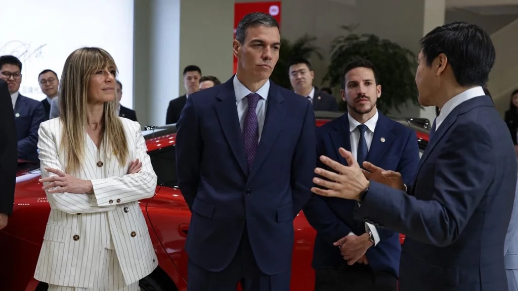 Hűtlen kezelés miatt indul büntetőeljárás a spanyol kormányfő felesége ellen