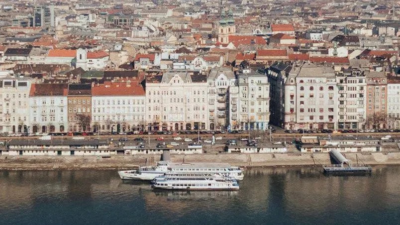 Vitézy Dávid: Közösen fejleszti a főváros és a kormány a Duna budapesti partszakaszát, kikötőit