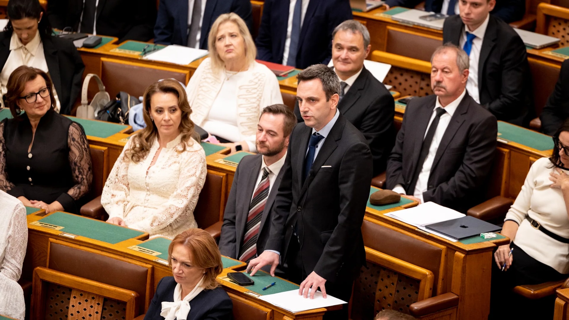 Az Országgyűlés megválaszthatja az NVVH három elnökhelyettesét