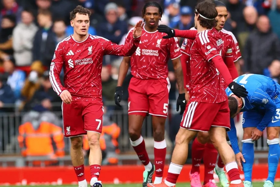 A Liverpool otthon, a Bournemouth Manchesterben győzött