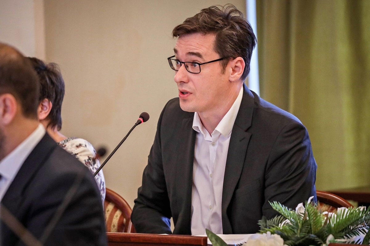 Karácsony hiába hárít, a parkolási botrány ráégett
