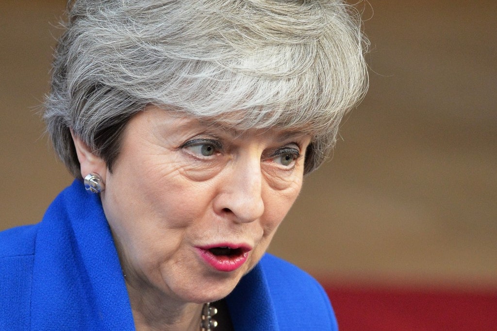 Theresa May: Az EU-csúcs célja a Brexit dátumának elhalasztása