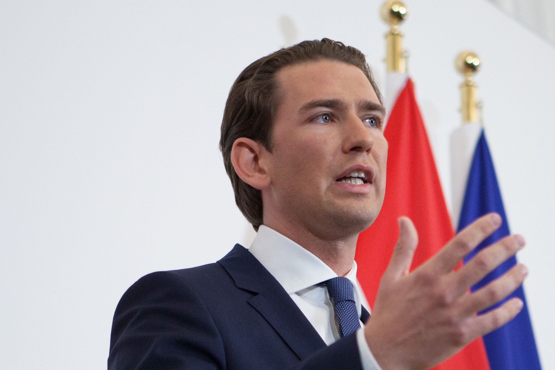 Az osztrák elnök felmentette a szabadságpárti minisztereket