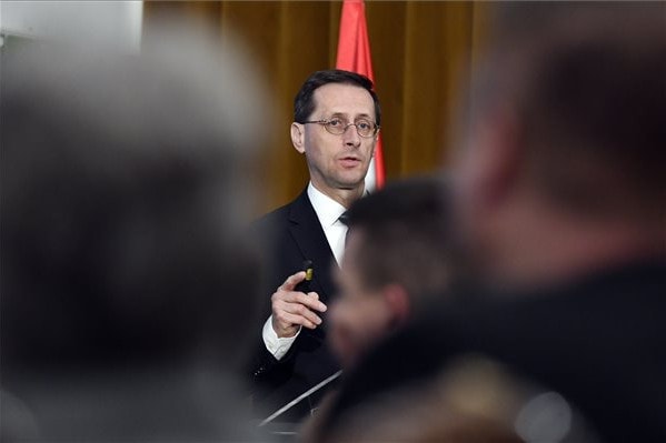 A magyar gazdasági növekedés az Unió élvonalában