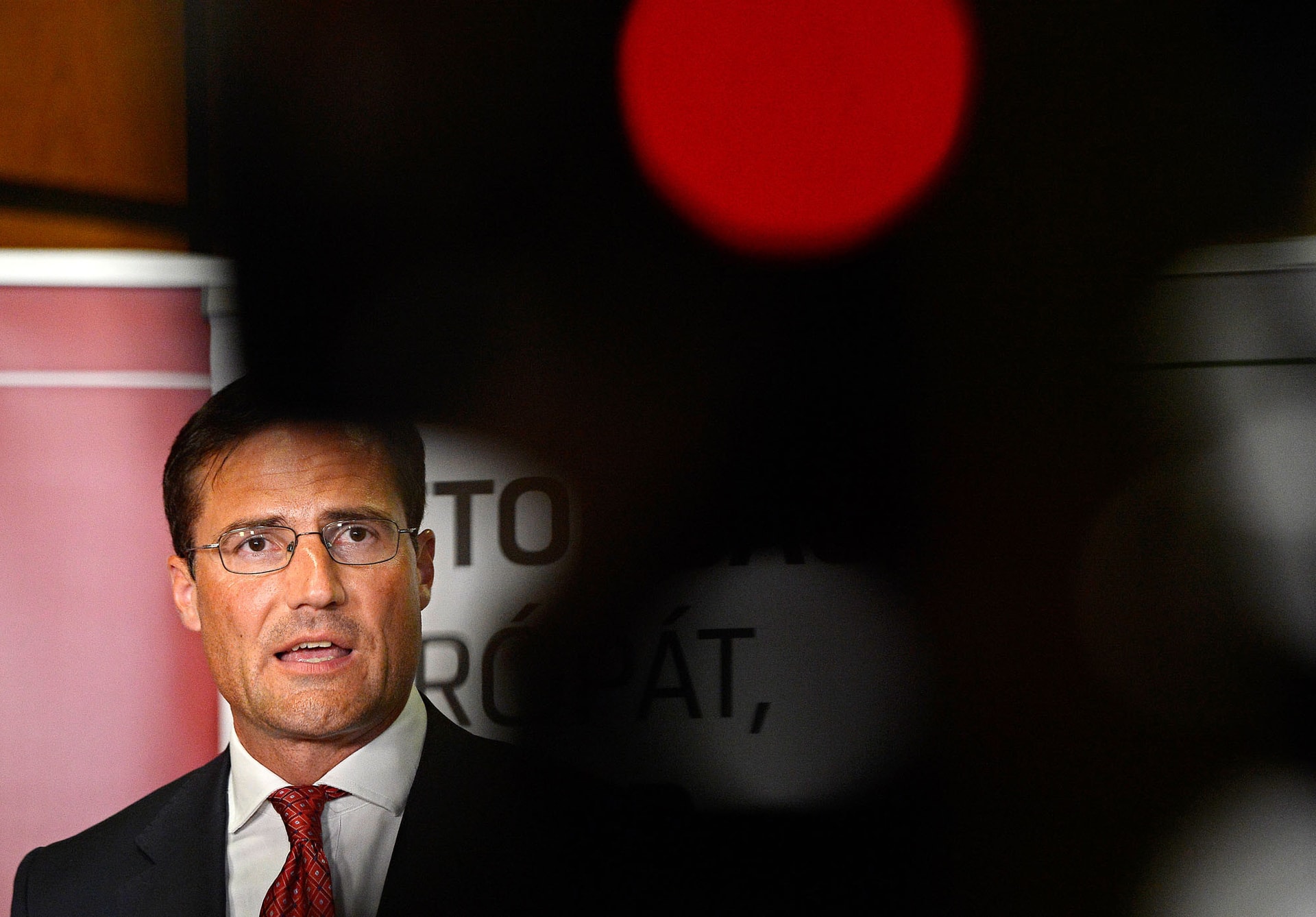 A Jobbik vezetését is elérte a luxusutazós botrány