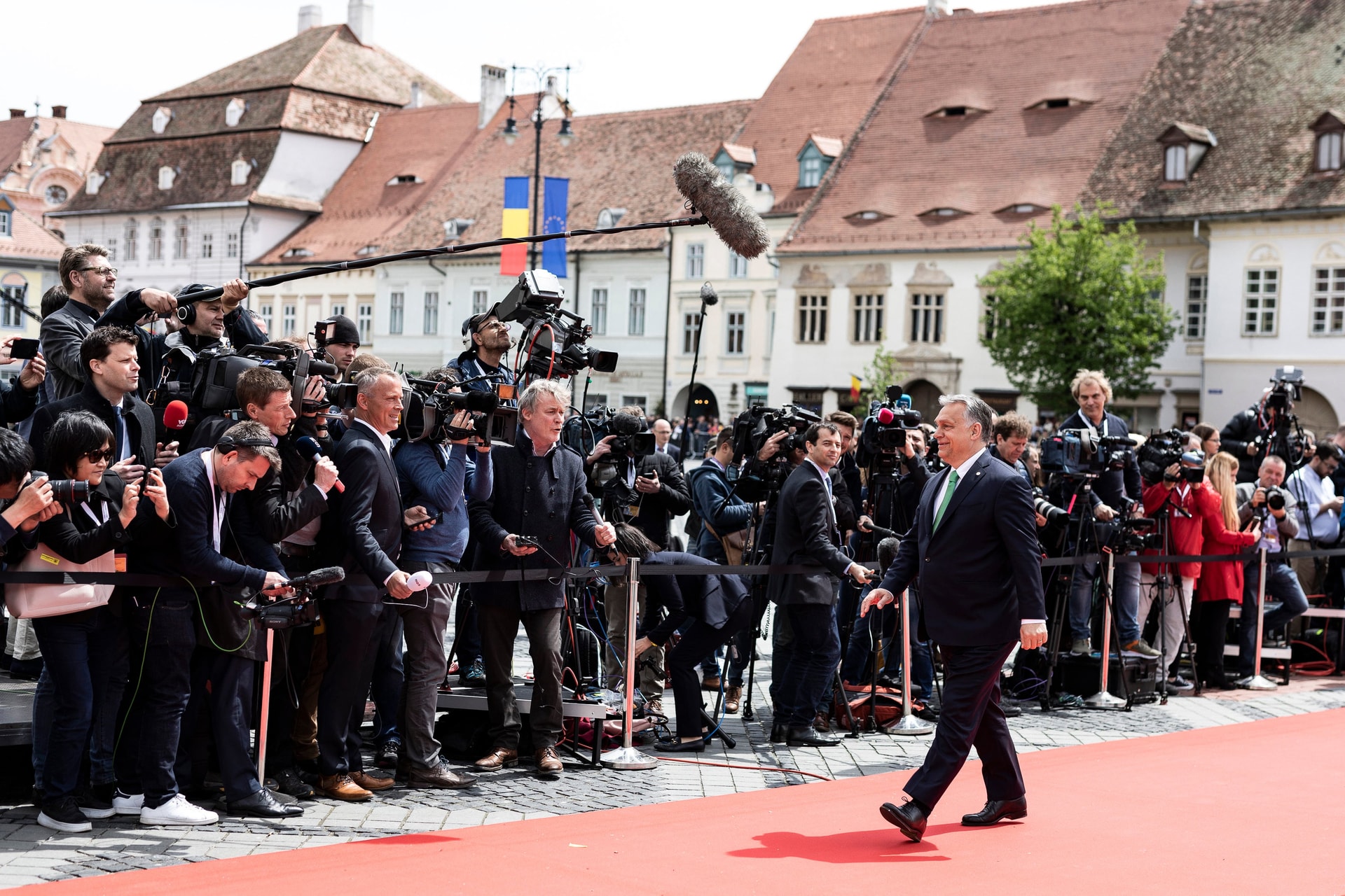 Orbán Viktor: A legfontosabb, hogy bevándorlásellenes vezetőket válasszunk