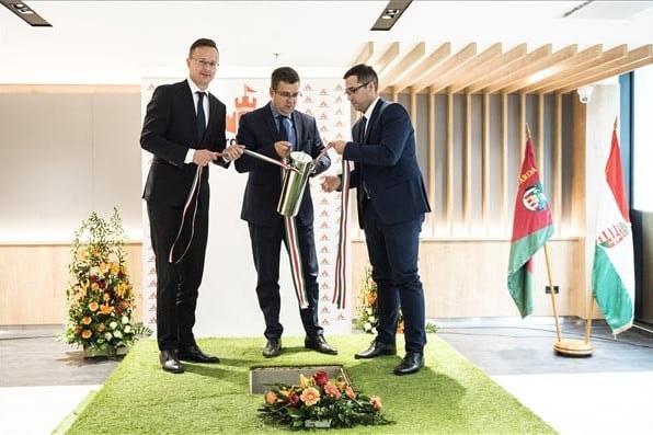 Szijjártó Péter: Az élelmiszeripar a magyar gazdaság egyik kitörési pontja