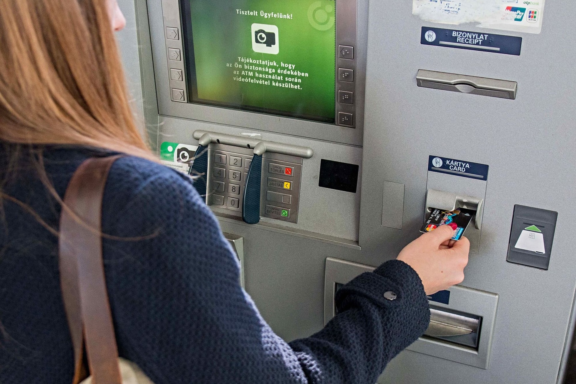 Legyenek méltányosak a bankolás költségei!