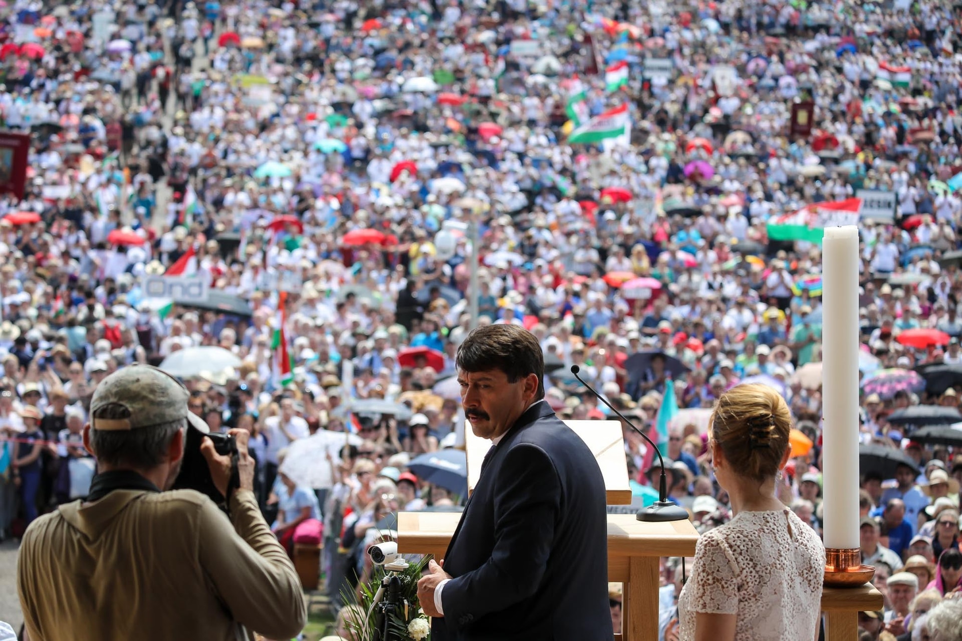 Áder János: Ami történt kegyeletsértő, törvénysértő és erkölcstelen