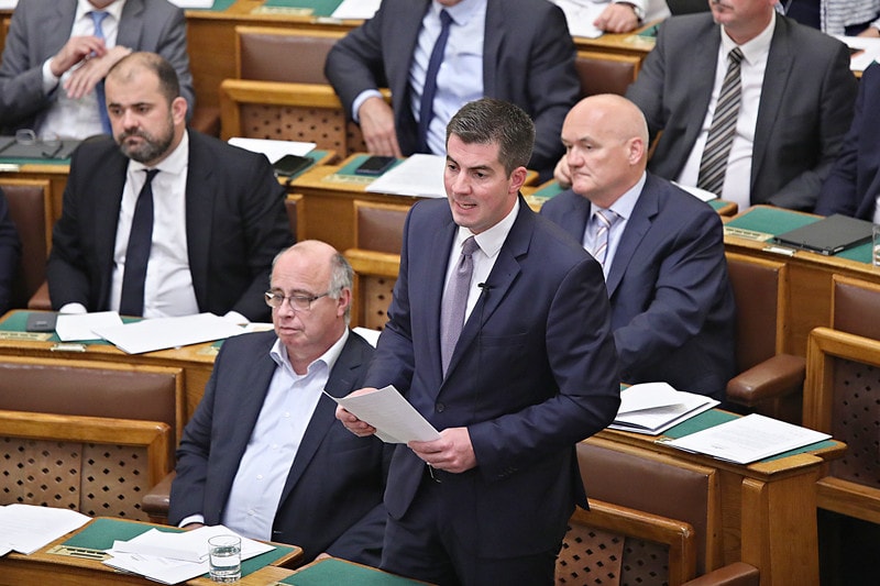 Fidesz: Weber és Timmermans elbuktak, ez jó hír Magyarország számára