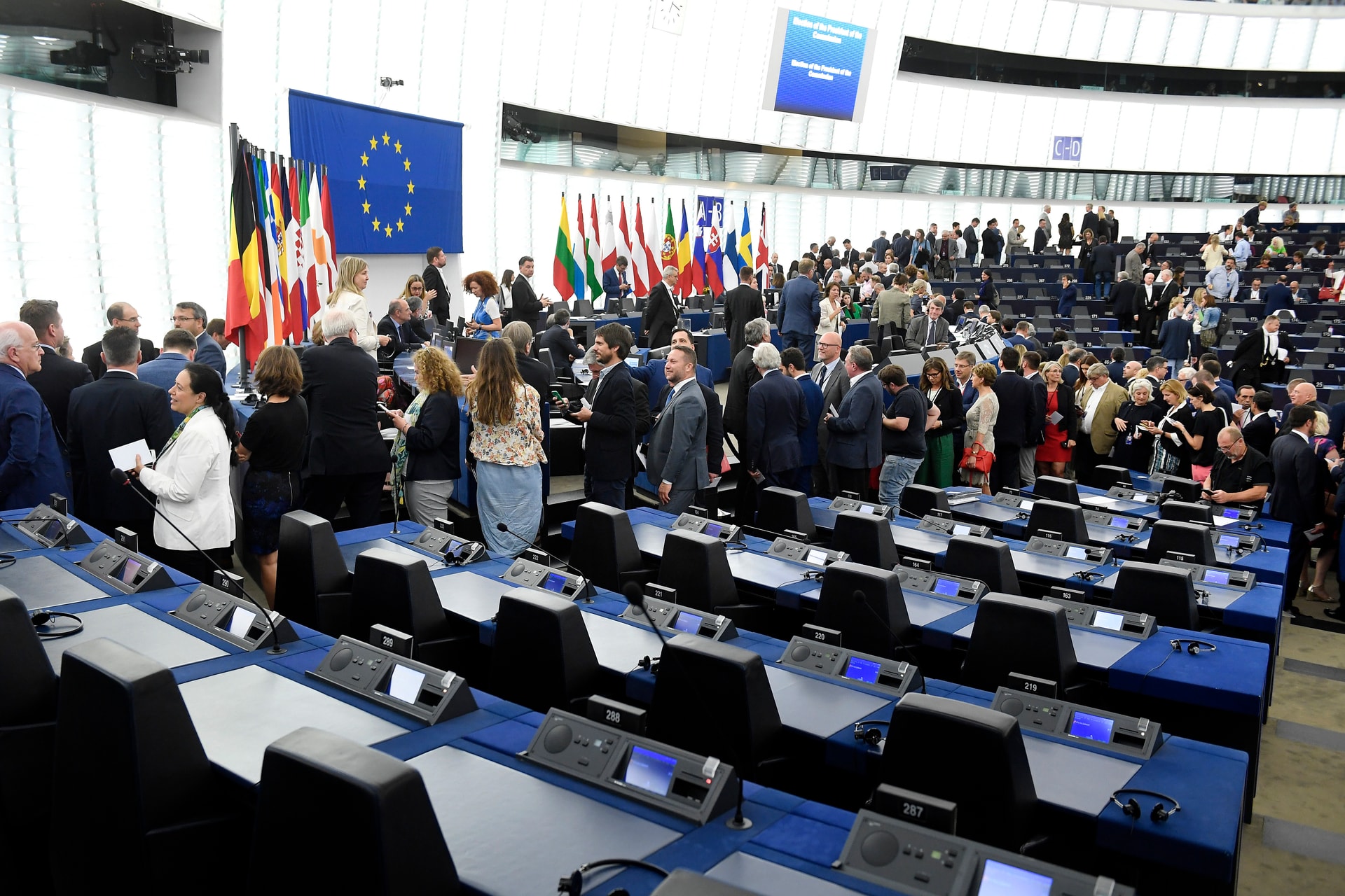 Vita alakulhat ki a migrációs politikáról az Európai Bizottságban