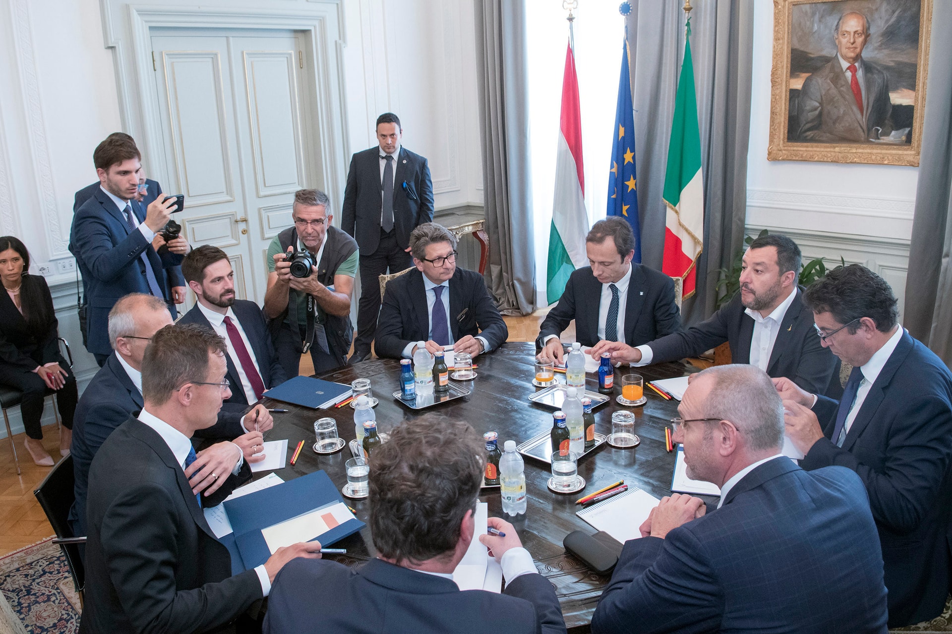 Szijjártó:  Magyarország és Olaszország stratégiai szövetségesek