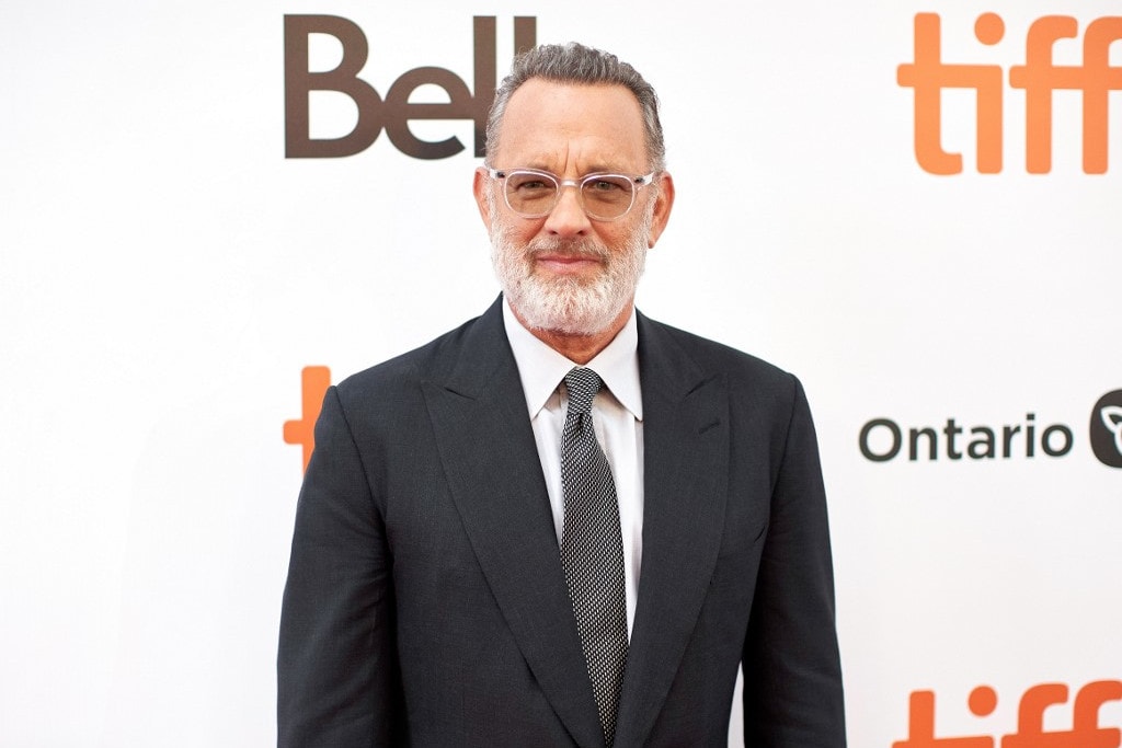 Tom Hanks dalt írt a metrós kalandjairól