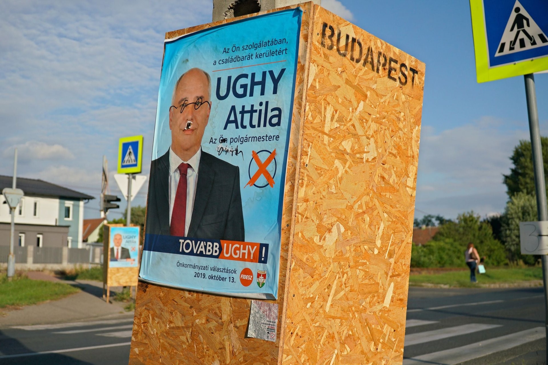 Súlyos bírságot is kaphatnak az ellenzéki plakátrongálók