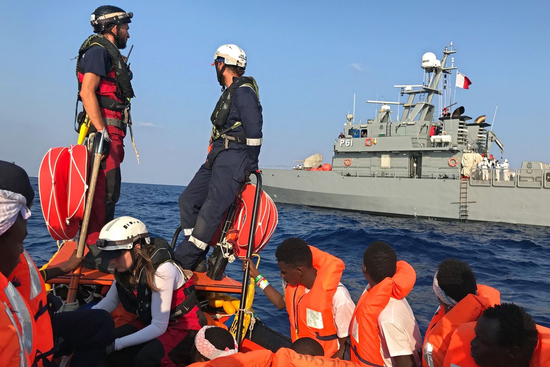 Valószínű, hogy Olaszország megnyitja kikötőit a migránsok előtt