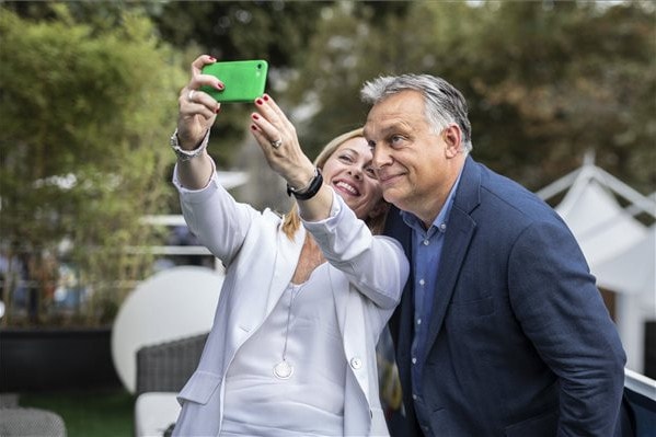 Olaszországban ünnepelték Orbán Viktort