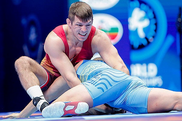 Lőrincz Tamás aranyéremért birkózhat a vb-n