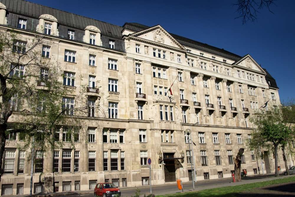 Valótlan híreket terjeszt a DK a hitelmoratóriumról