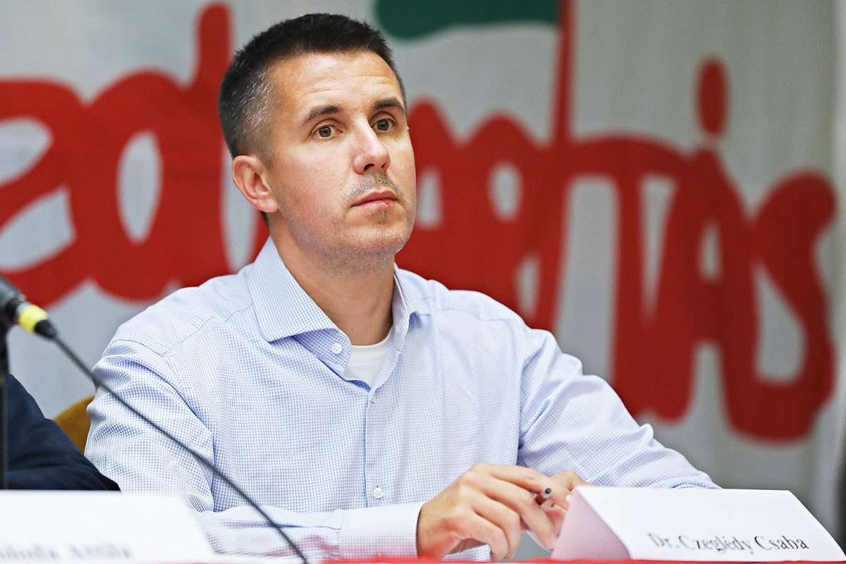 „Czeglédy utasítására a vádlottak egymás után vonják vissza a vallomásaikat”