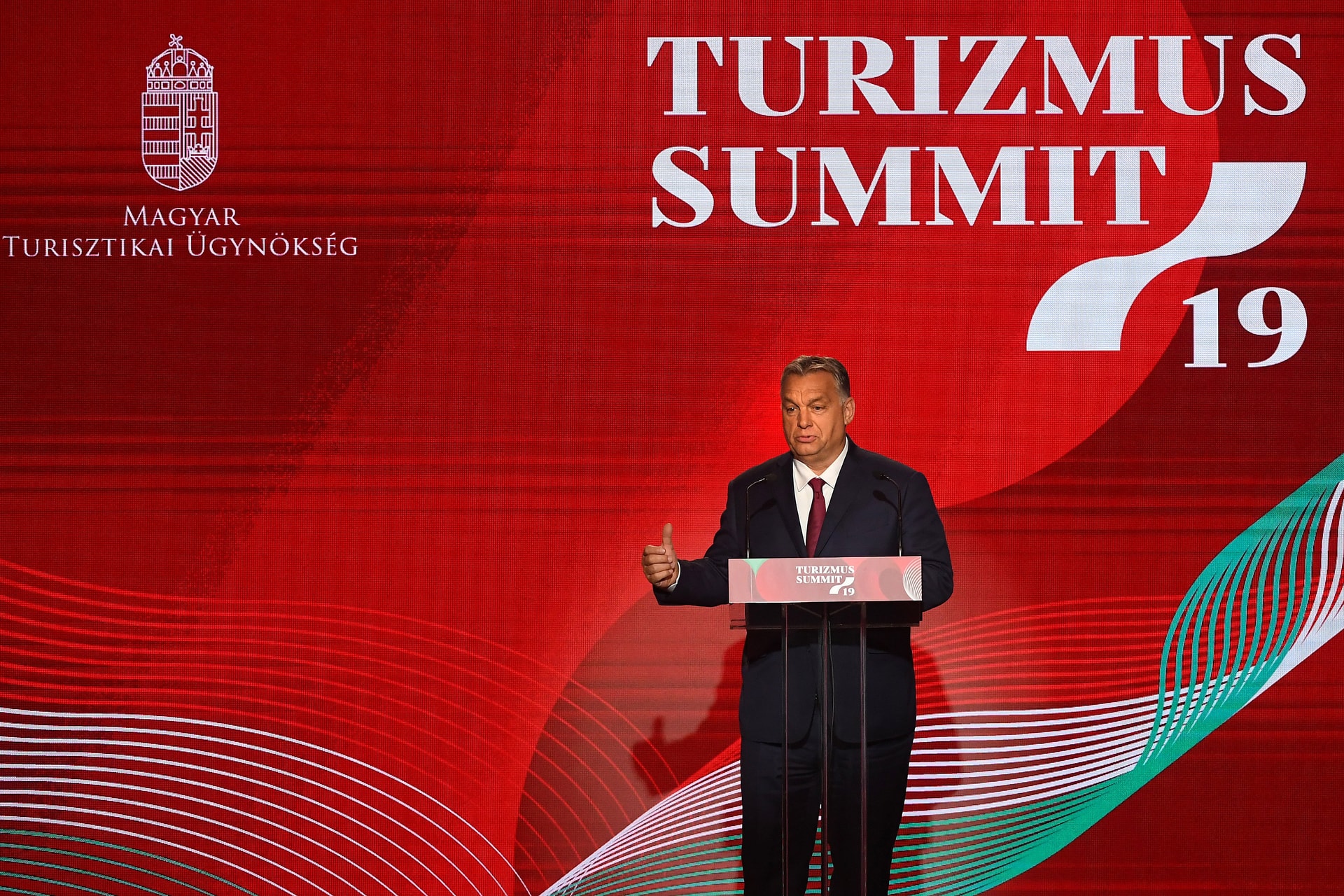 Orbán: A turizmus a hazaszeretet kifejezésének egyik formája
