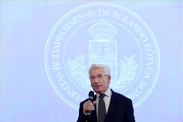 Meghirdették a 29. Ifjúsági Tudományos és Innovációs Tehetségkutató Versenyt