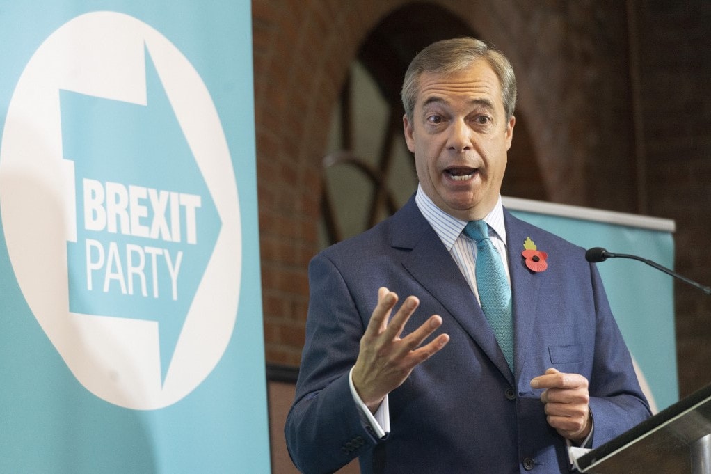 A Brexit-párti Nigel Farage beismerte: A Brexit megbukott