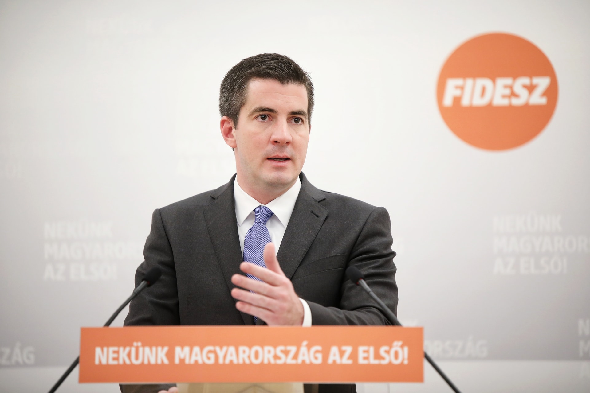 Kocsis Máté: Az állam nem támogathat zaklatásokat eltussoló színházakat