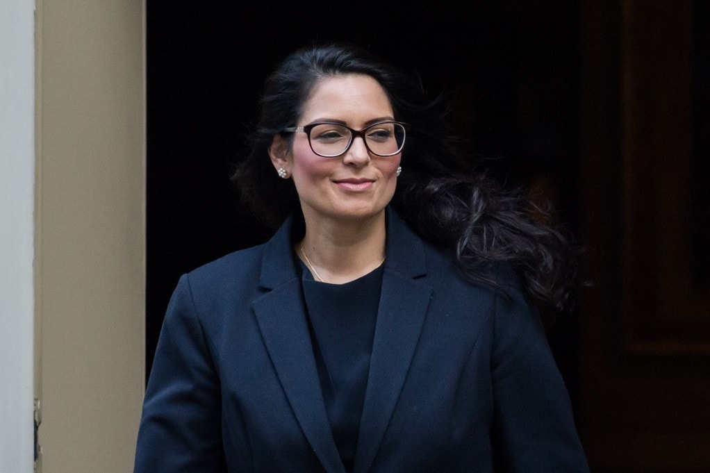 Bekeményít a brit kormány az illegális bevándorlókkal szemben