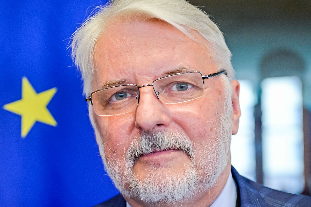 Waszczykowski: Kettős mérce Varsóval és Budapesttel szemben