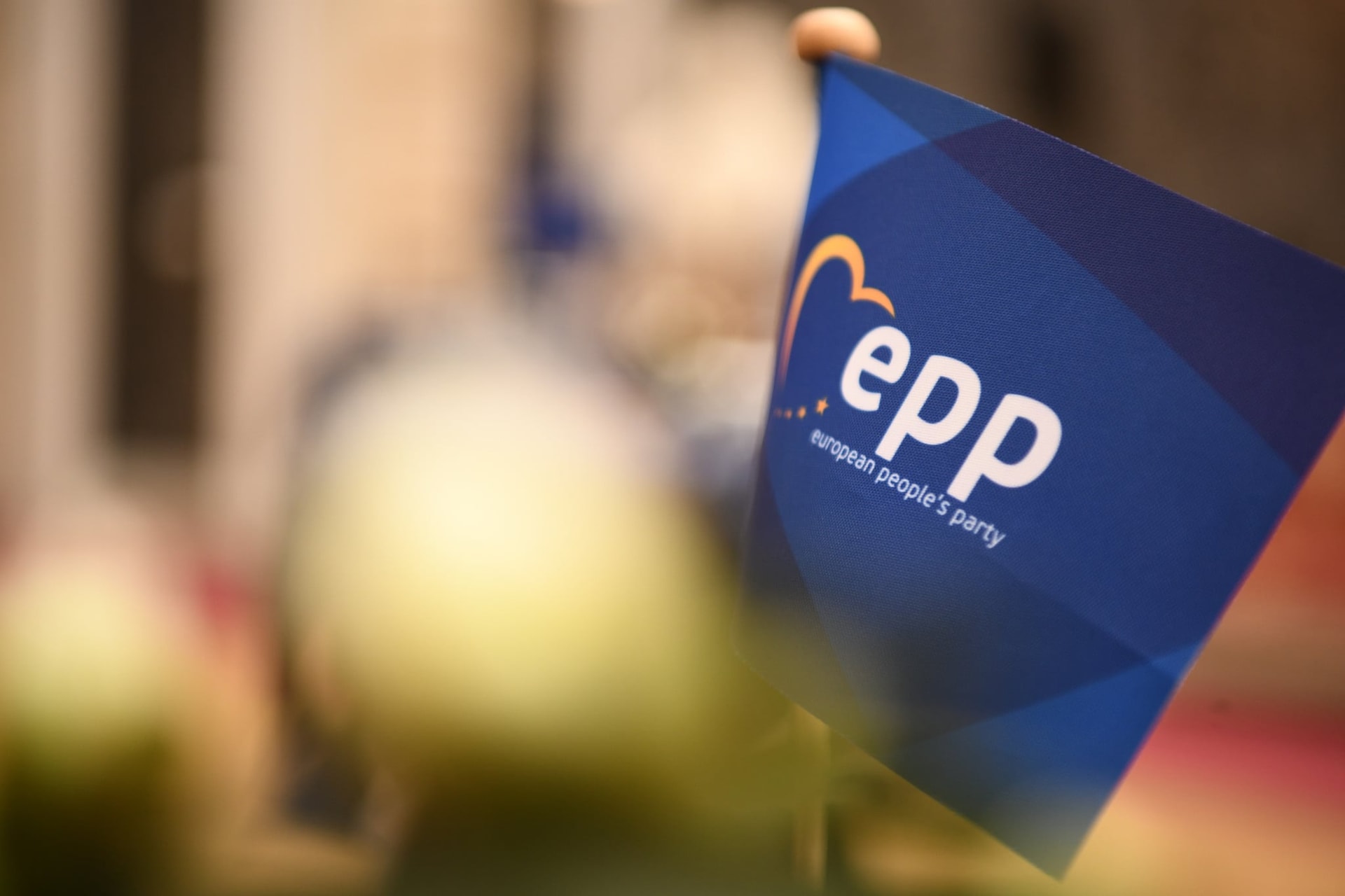 A Fidesz kilép a Néppárt frakciójából