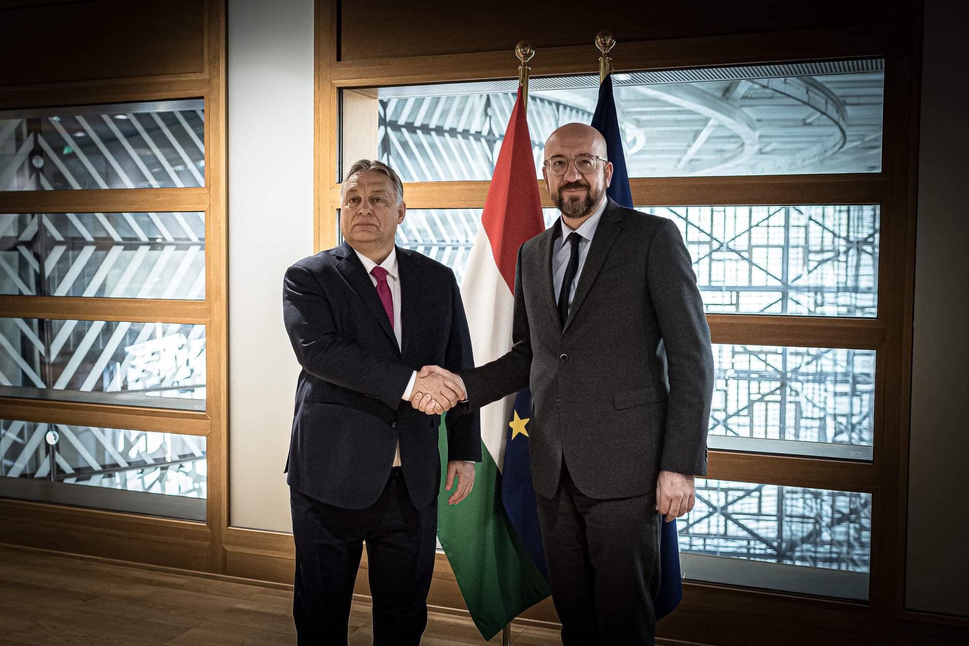 Hosszú napra számít a kormányfő Brüsszelben