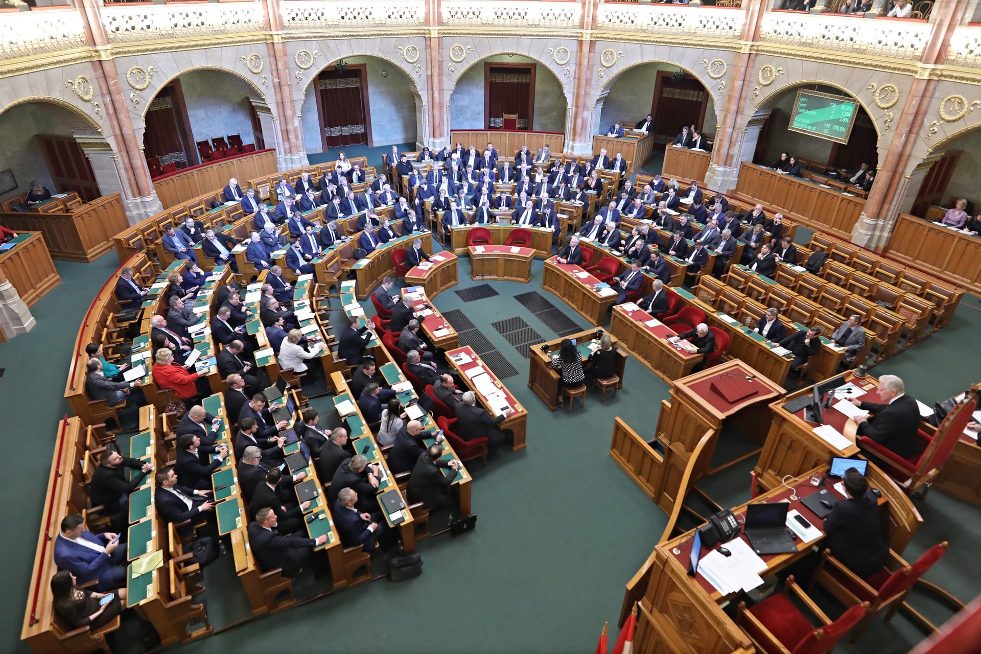 Liberális irányba tolódik tovább az ellenzék