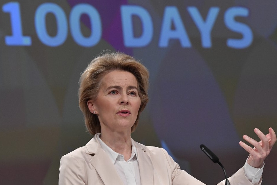 Von der Leyen: Csökkenteni kell a feszültségeket a görög-török határon