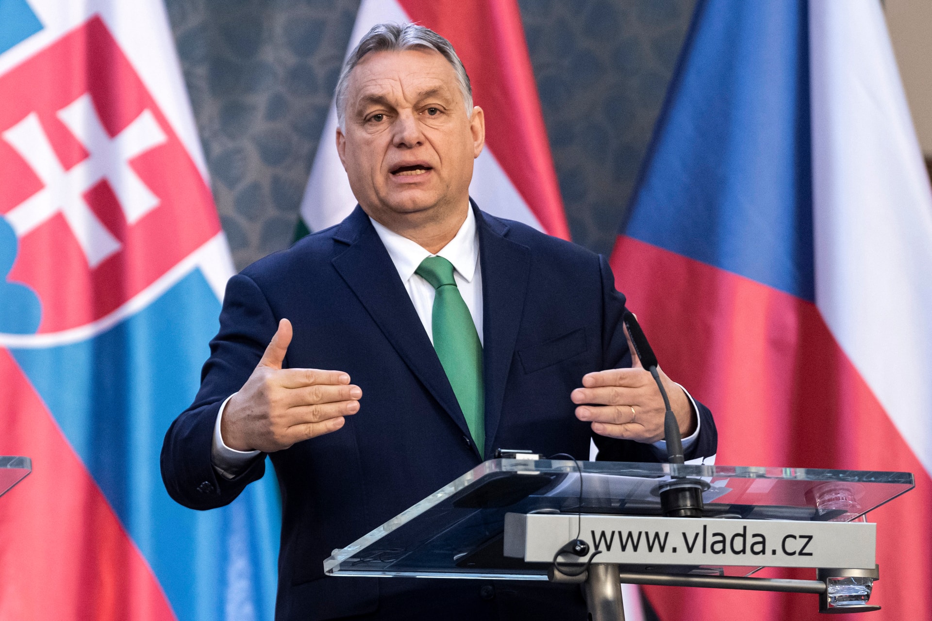 Orbán Viktor: A bajban is együttműködik a V4