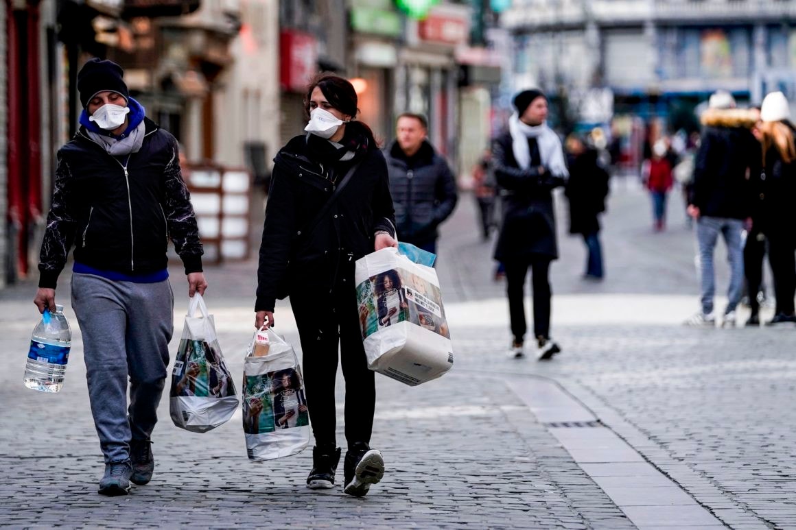 Késett az európai válasz a járványra, lemondott az Európai Kutatási Tanács elnöke