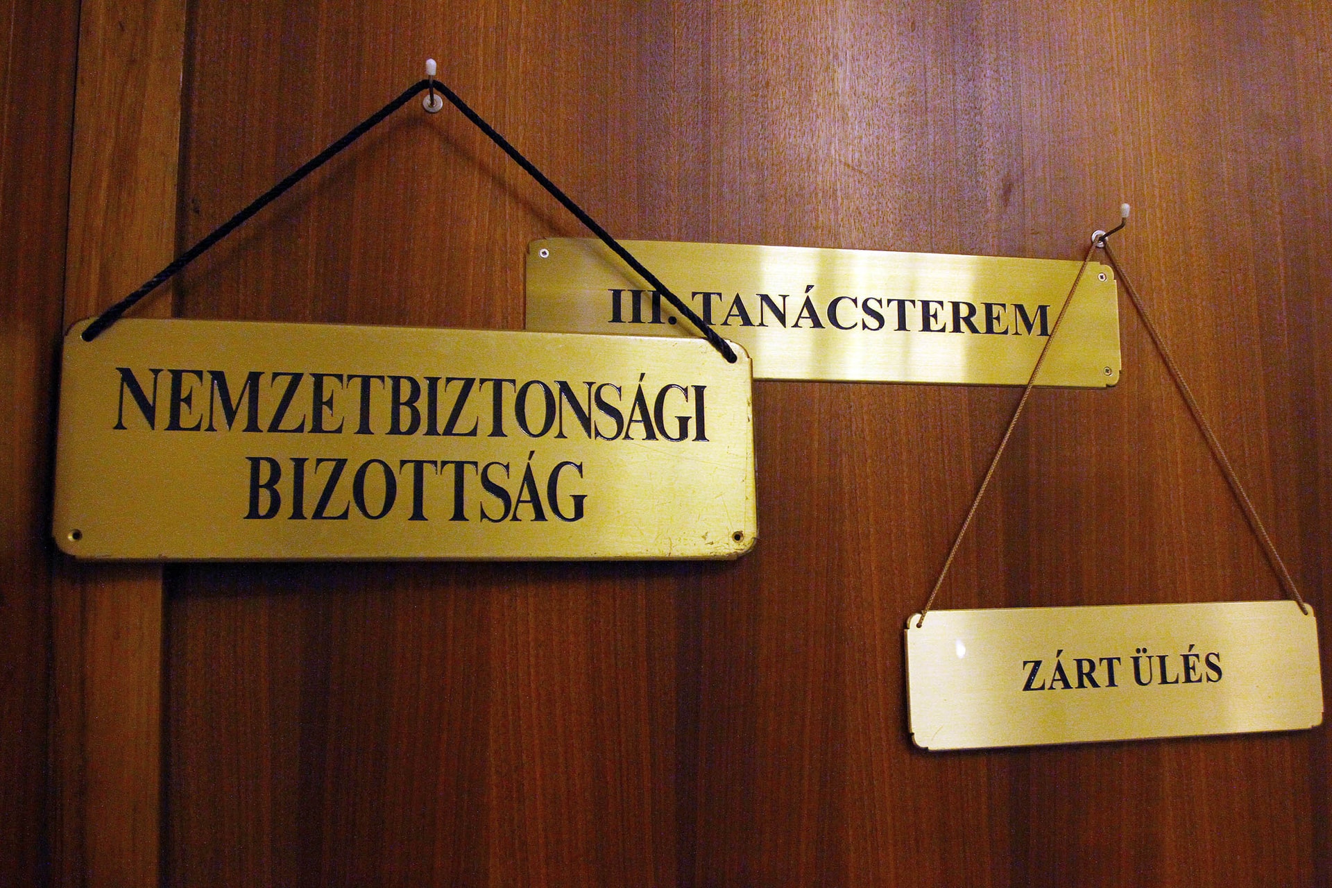Halász: Magyarországra is veszélyt jelent a Törökország felől megindult migránsáradat