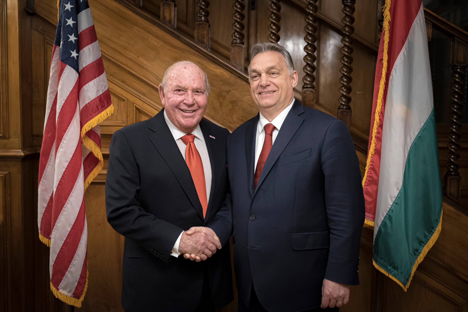 Orbán Viktor: Szorítunk Trump újabb győzelméért