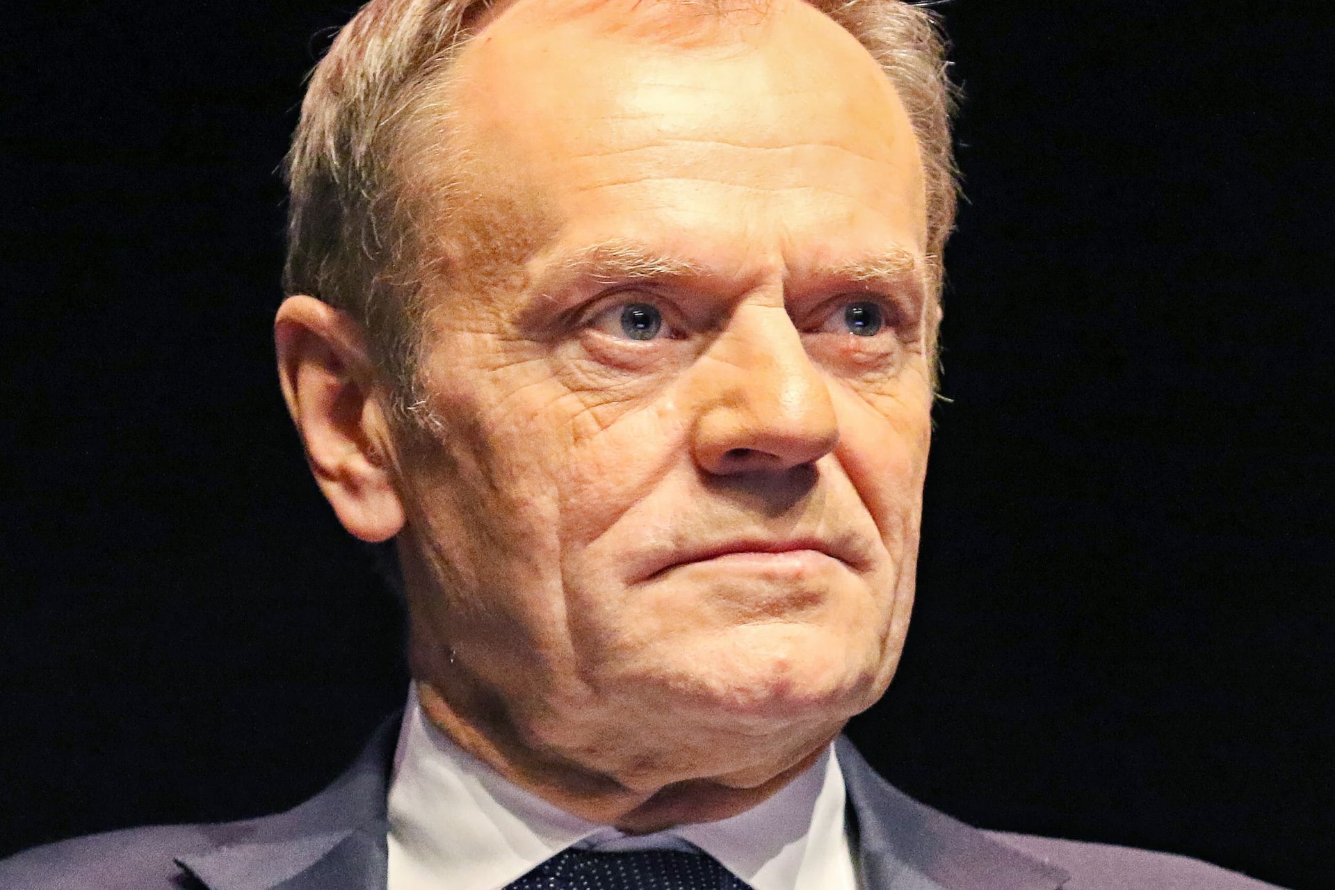 Csak a járvány után dönthet a Fidesz tagságáról a Néppárt politikai gyűlése