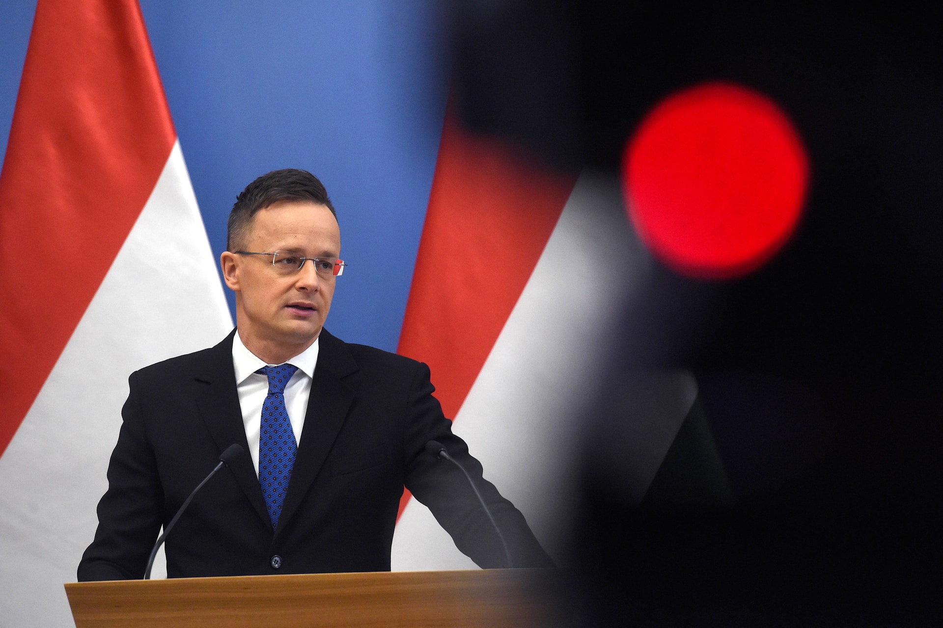 A munkahelyeket teremtő vállalatokat támogatja a kormány
