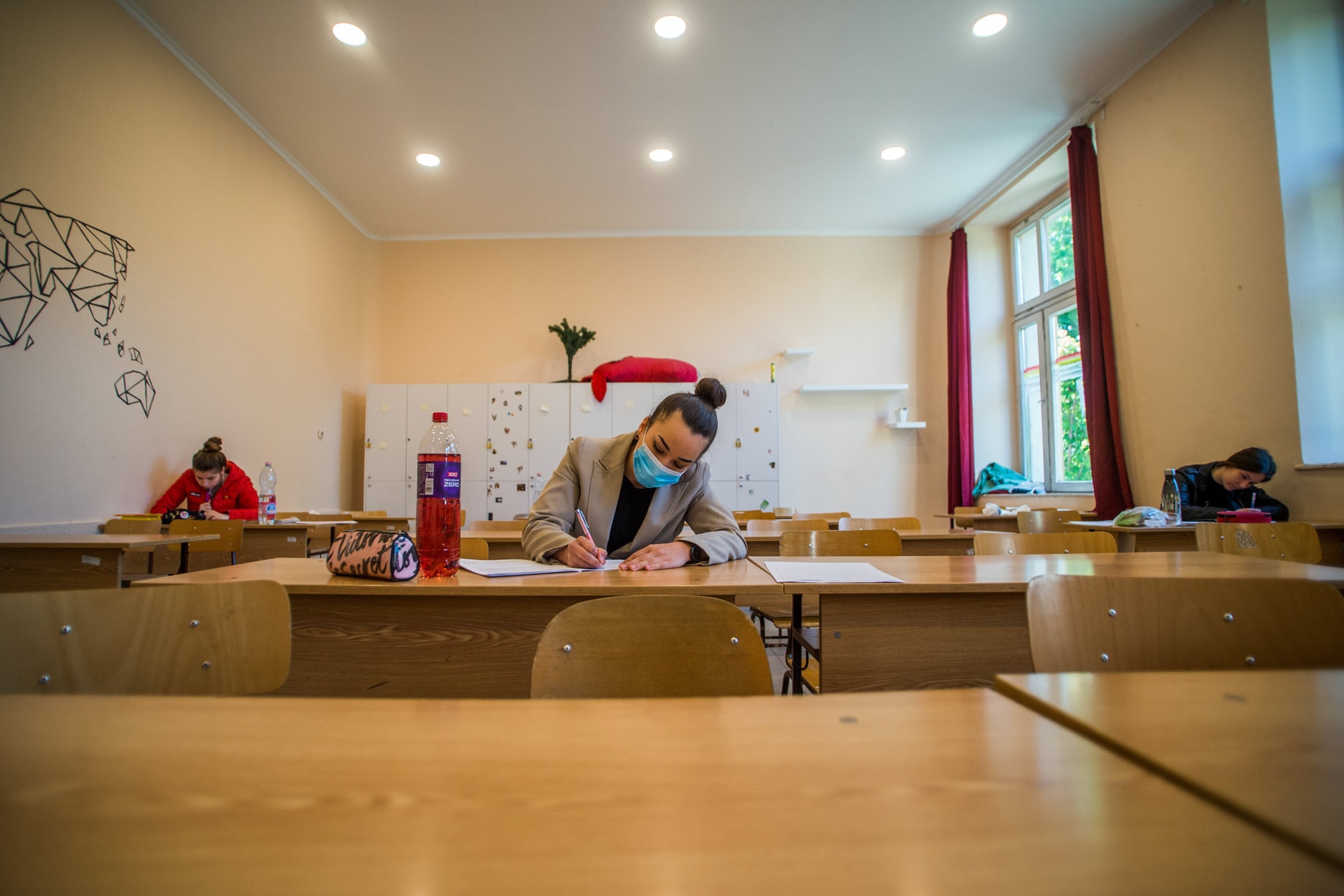 Szerdán történelemből érettségiztek a diákok