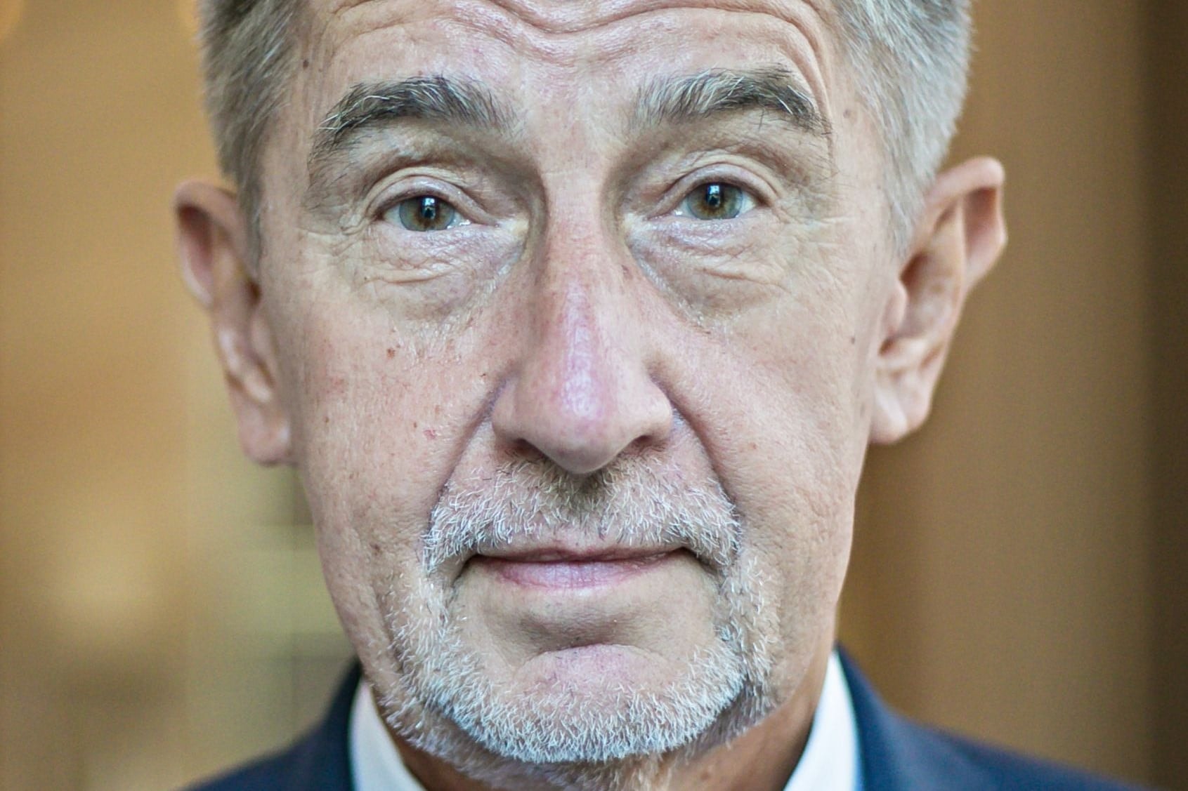 Babis: Aki nem szavazza meg a szükségállapot meghosszabbítását, felelős lesz az áldozatokért