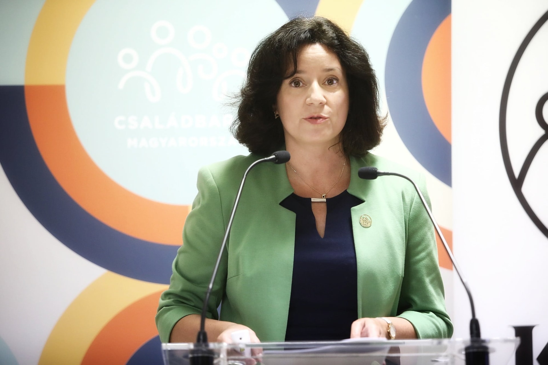 KINCS: A magyaroknak fontos a saját otthon a családalapításhoz