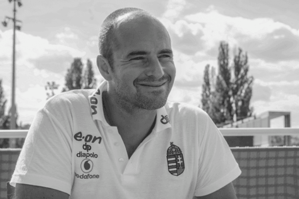 Már eltemették Benedek Tibort