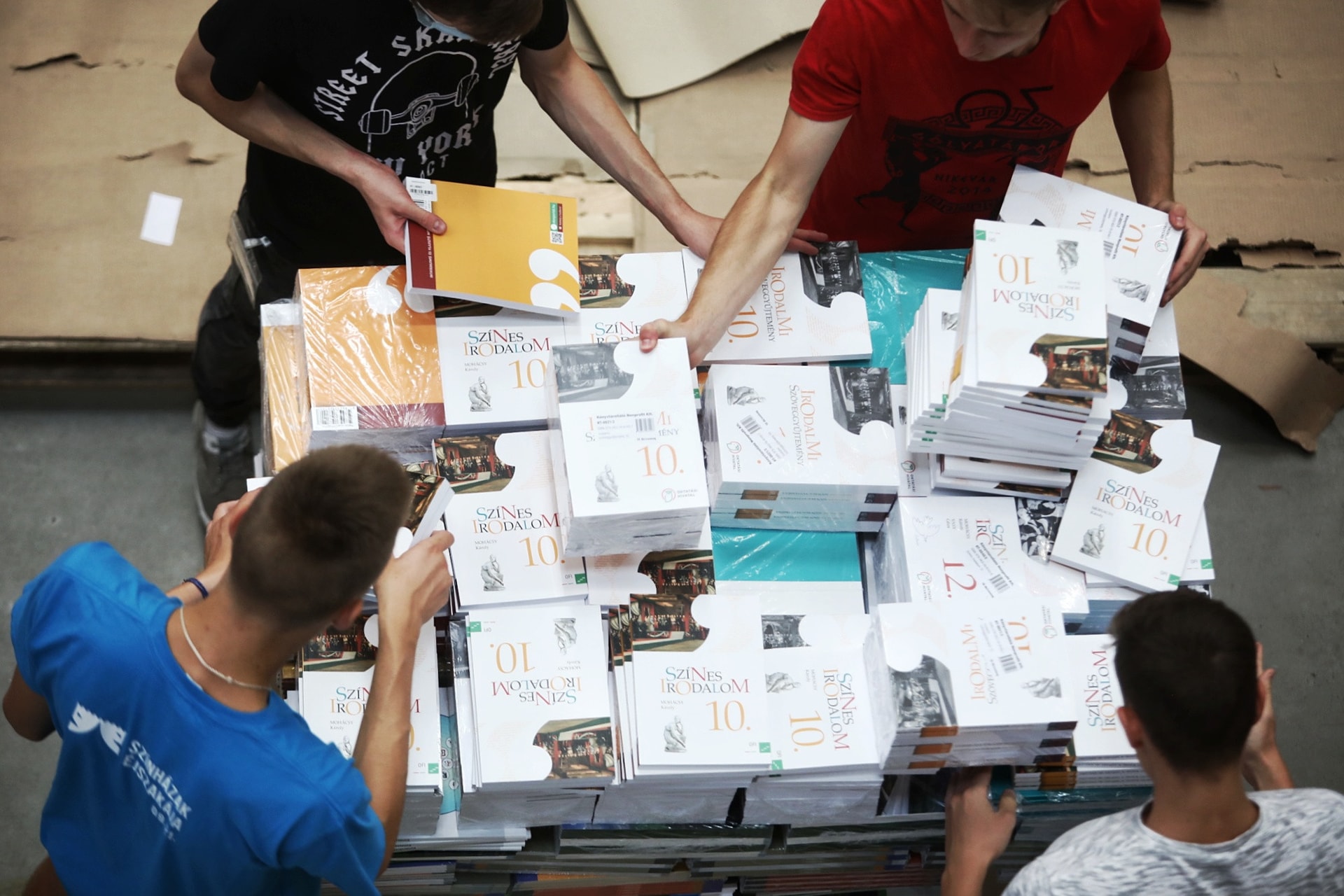 Maruzsa: A kormány továbbra is egy hagyományos tanévkezdésben gondolkodik