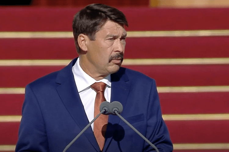 Áder János: Tudatosabban, körültekintőbben bánni környezetünkkel