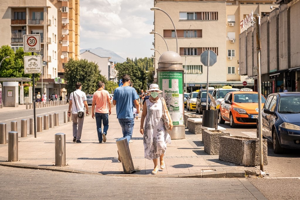 Nem javul a járványhelyzet Boszniában és Montenegróban