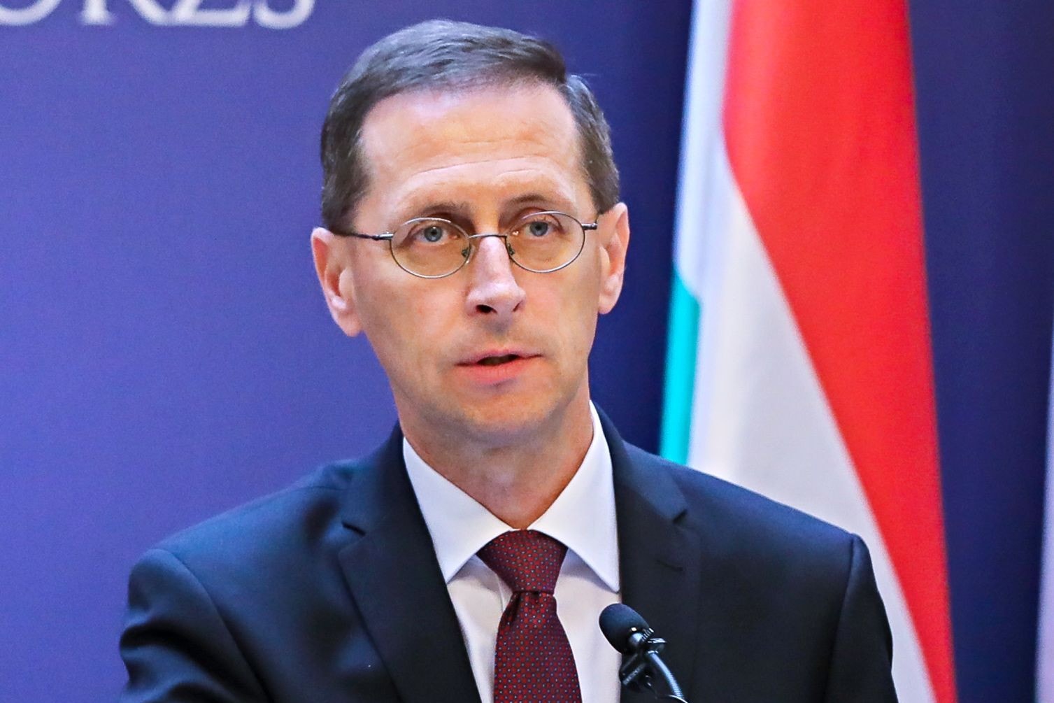 Újabb forrásokkal segíti a beruházásokat a kormány