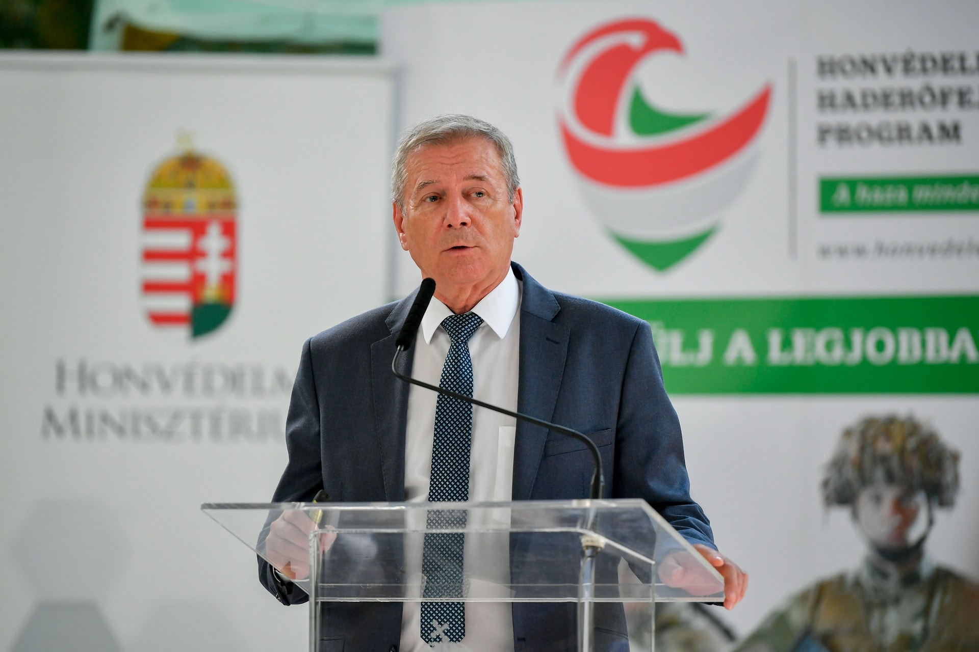 Benkő Tibor: Erős, ütőképes honvédségre van szükség